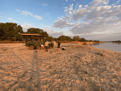 Southluangwa NP budget safari . Shuma House - Stand alone Houses
