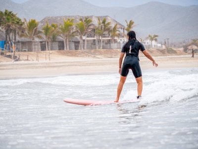 Cabo Surf Lessons at Cerritos