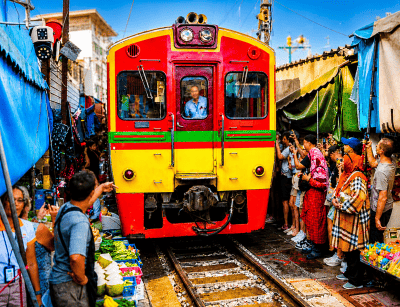 Train Market, Floating Market & Dragon Temple Day Trip