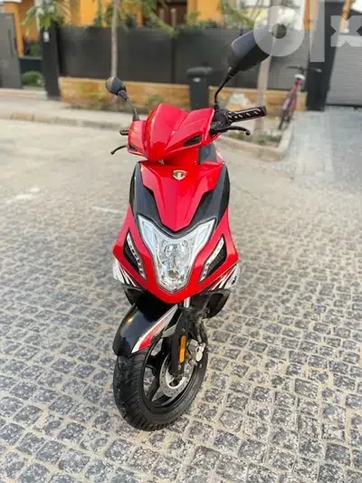 Red sea 150cc scooter for rent
