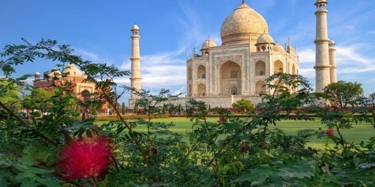 Taj Mahal Tour From Delhi by Car