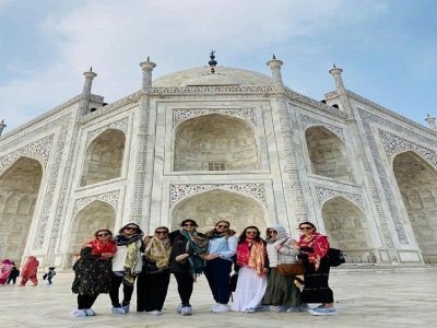 Sunrise Taj Mahal Tour 