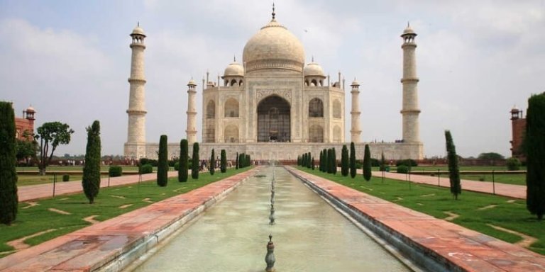 Taj Mahal & Agra Fort Tour From Delhi