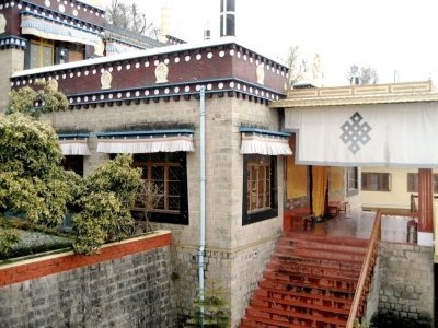 Delhi, Dharamshala, Amritsar & Kashmir Valley Tour