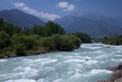 Delhi, Dharamshala, Amritsar & Kashmir Valley Tour