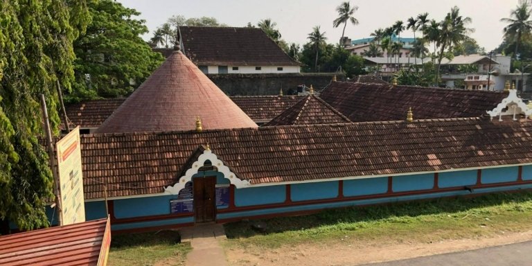 Cochin to Madurai – Backwaters, Tea Estates & Temples