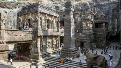 Aurangabad, Ajanta and Ellora Caves Tour