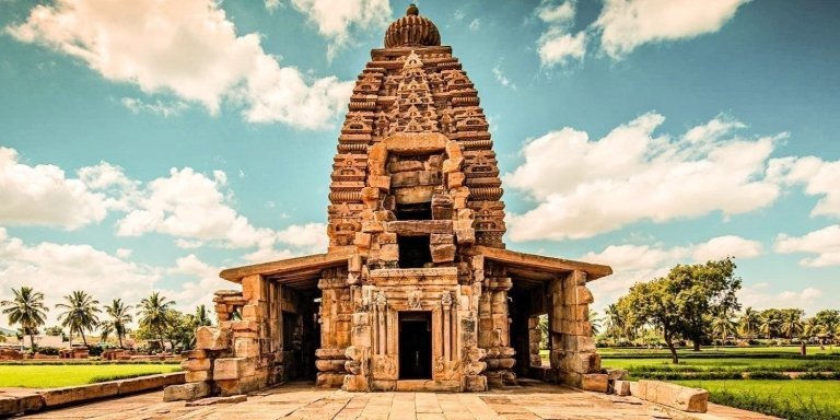 Pune to Bangalore - Explore The Architecture Marvel of Karnataka