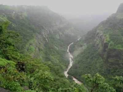 The Holy Shiva Temples & Caves in Maharashtra