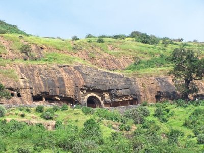 Mumbai & Three Jyotirlinga Temples in Maharashtra