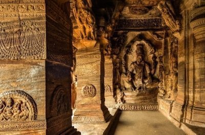 Hubli to Hampi, Badami & Goa Beach Tour Hubli to Hampi, Badami & Goa Beach Tour