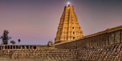 Mumbai & UNESCO WHS of Hampi & Badami