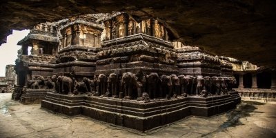 Ajanta and Ellora Caves Tour