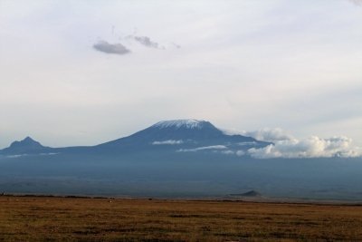 3 Days Amboseli National Park Tour (Kilimanjaro Base Safari) 3 Days Amboseli National Park Tour (Kilimanjaro Base Safari)