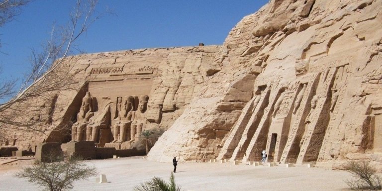 Cairo - Upper Egypt Highlights: Abu Simbel and Luxor Temple & Tombs