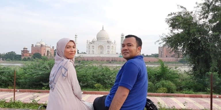 Full Day Agra City Tour with Taj Mahal and Agra Fort