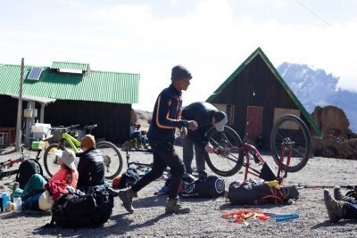 6 Days Kilimanjaro Marangu Route - climbing up to uhuru peak