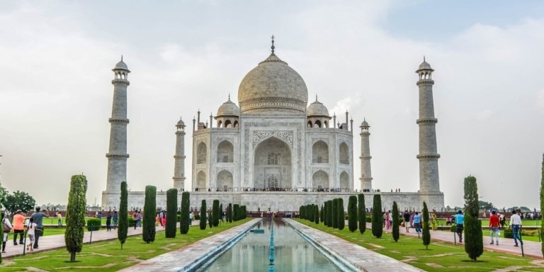 Private Day Trip to Agra Taj Mahal from Delhi by Car - All Inclusive
