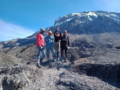 Mt Kilimanjaro 9 Days Royal climbing to summit via Lemosho Route