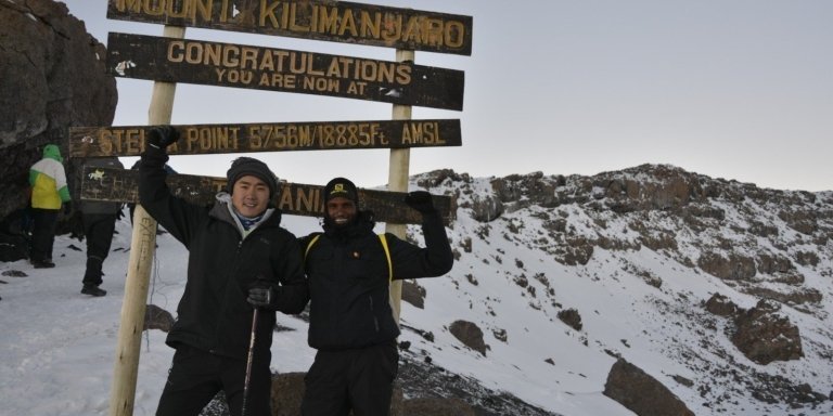 Paronamic8-day Kilimanjaro hiking tour by Lemosho the scenic Route