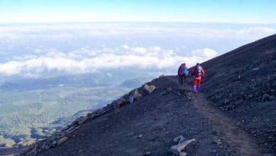 4 DAYS MOUNT MERU CLIMBING TOURS AND ACTIVITIES TANZANIA PACKAGE 4 DAYS MOUNT MERU CLIMBING TOURS AND ACTIVITIES TANZANIA PACKAGE