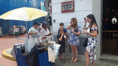 Panama Canal-city tour and the Molas Panama Canal-city tour and the Molas