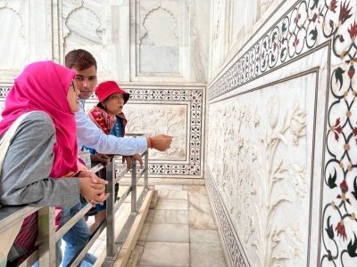 Sunrise Taj Mahal Tour By Car From Delhi