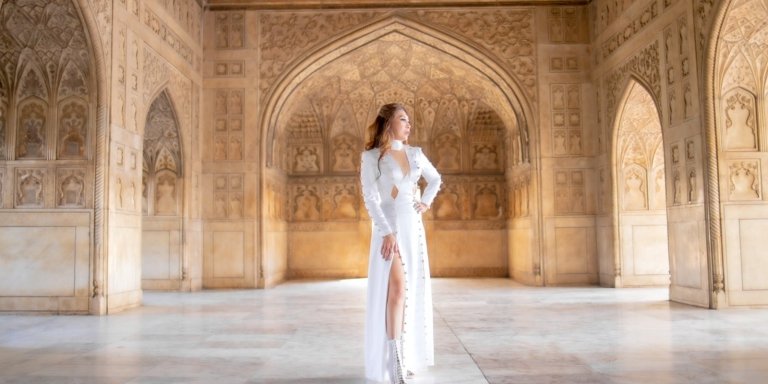 Taj Mahal Agra Same Day Tour From Delhi By Car