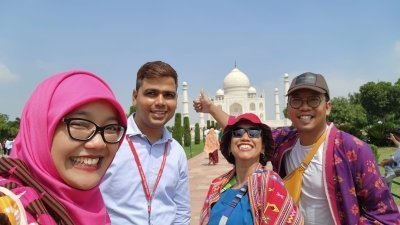 Taj Mahal Agra Same Day Tour From Delhi By Car