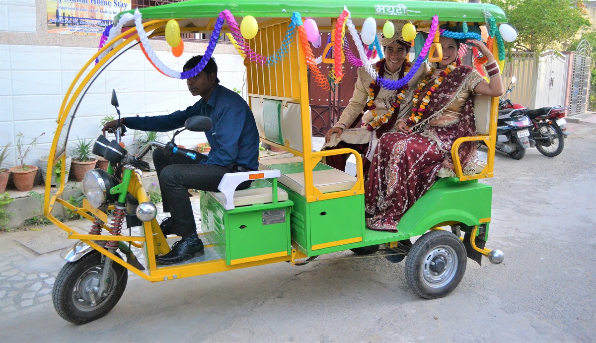 Taj Mahal City Tour By E-Rickshaw
