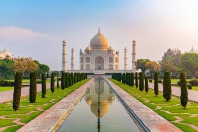 Taj Mahal one day tour by Car from Delhi