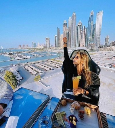 Dubai Dinner in the Sky with Transfers