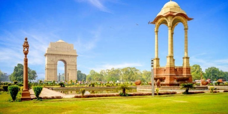 New Delhi & Old Delhi Private City Tour