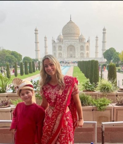 Private Taj Mahal & Agra Fort Tour from Delhi by Car