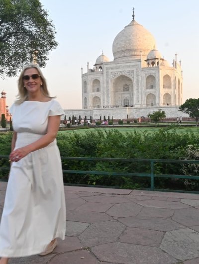 Early Morning Private Taj Mahal Sunrise Tour From Delhi