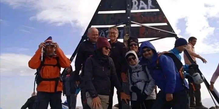 Toubkal hikking :the Toubkal summit  in 2 days hikkings