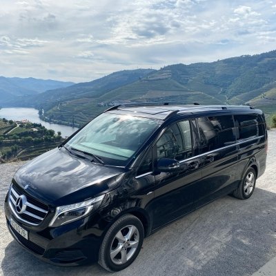 Private Transfer from Porto to Lisbon with 2 stops (optional)