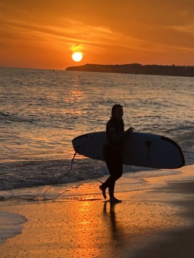 Unforgettable Algarve Surf Lessons, Group lessons