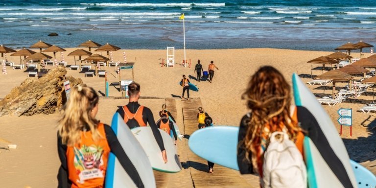 6 Day Beginner to Advanced Surf Camp in Cascais, Lisbon