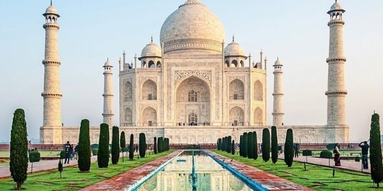 The same day Agra tour by Train from Delhi