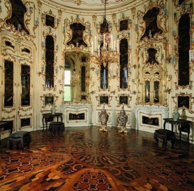 VIENNA: The secrets of Schoenbrunn Palace