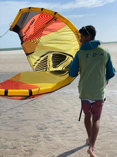 Initiation kitesurf training for all levels (beginners & advanced)