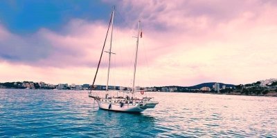 Sunset with GinTonic & snacks