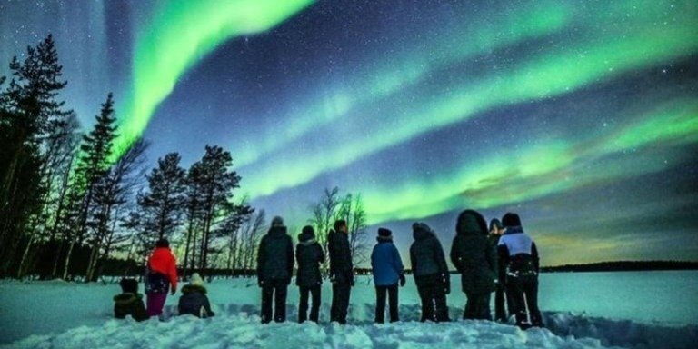 Experience the magic of Aurora Borealis and Snowshoeing