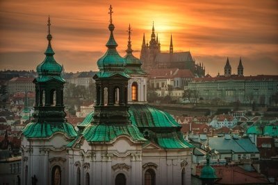 Discover the heart of Prague