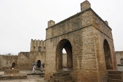 Half-Day Ateshgah Fire Temple & Yanardag-Fire Mountain Tour