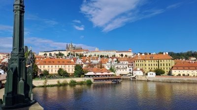 The best of Prague (with food and cruise)