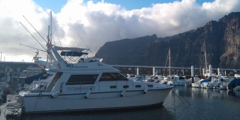 Tambo Fishing Boat private charter in Tenerife