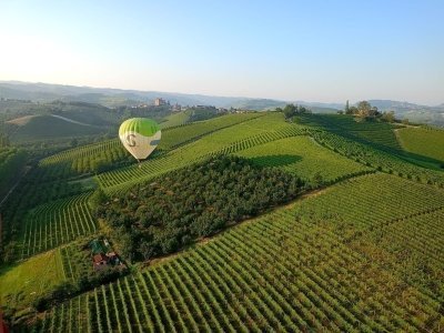 Langhe hot air balloon ride