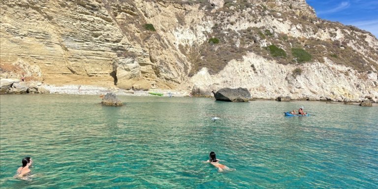 Cagliari: Boat Tour with 4 Swim Stops at Devil's Saddle